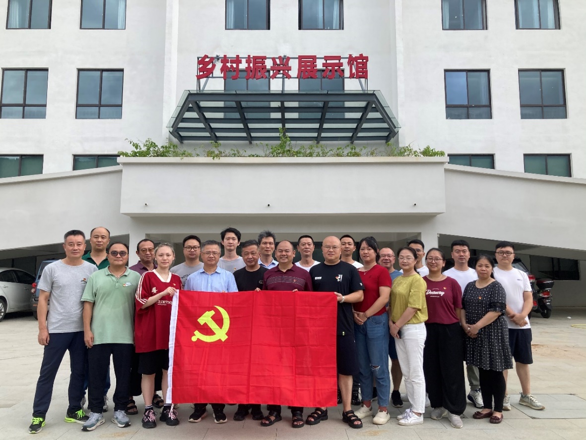 图片4.jpg 图片4.jpg