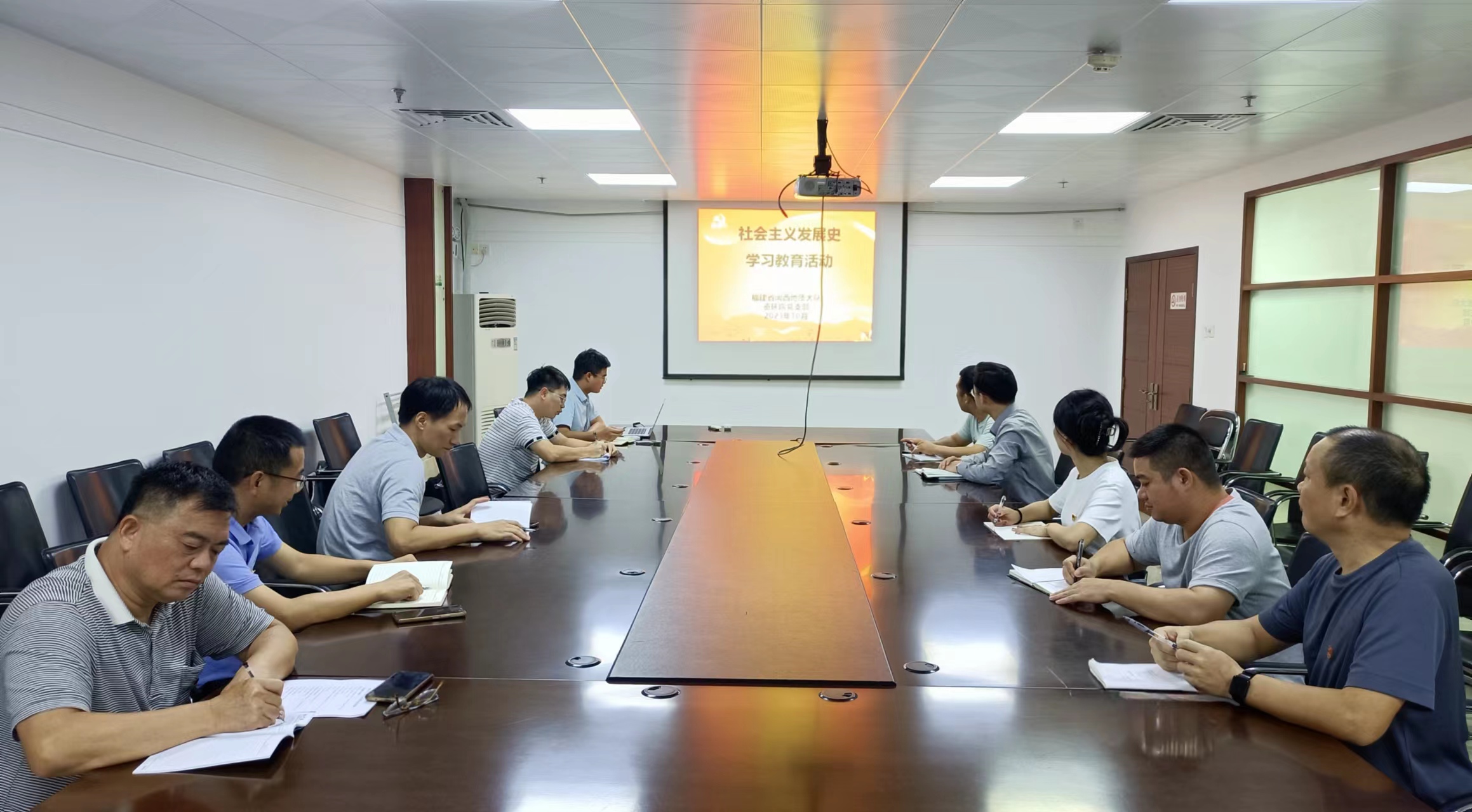 微信图片_20231103084312.jpg 微信图片_20231103084312.jpg