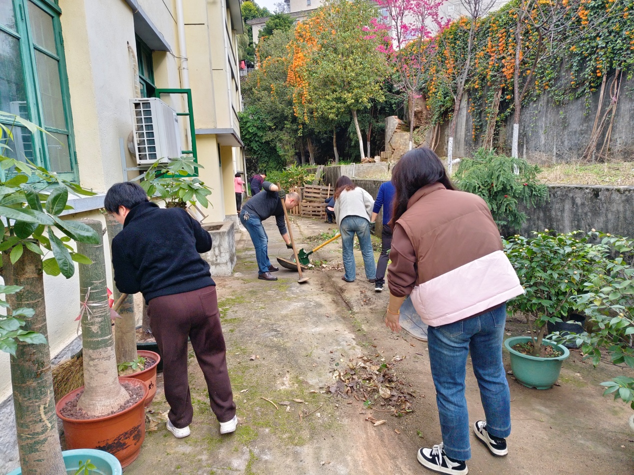 图片2.jpg 图片2.jpg