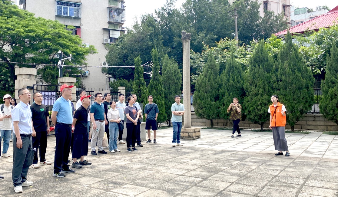 图片2.jpg 图片2.jpg