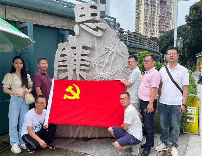 图片2.jpg 图片2.jpg