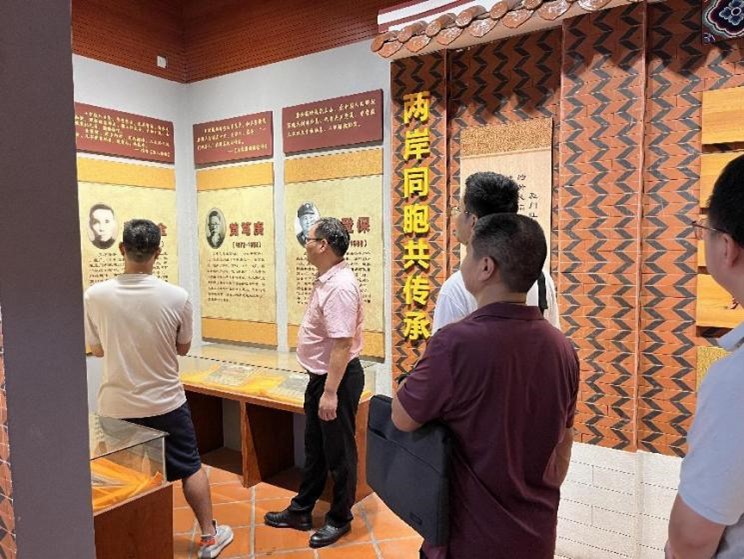 图片4.jpg 图片4.jpg